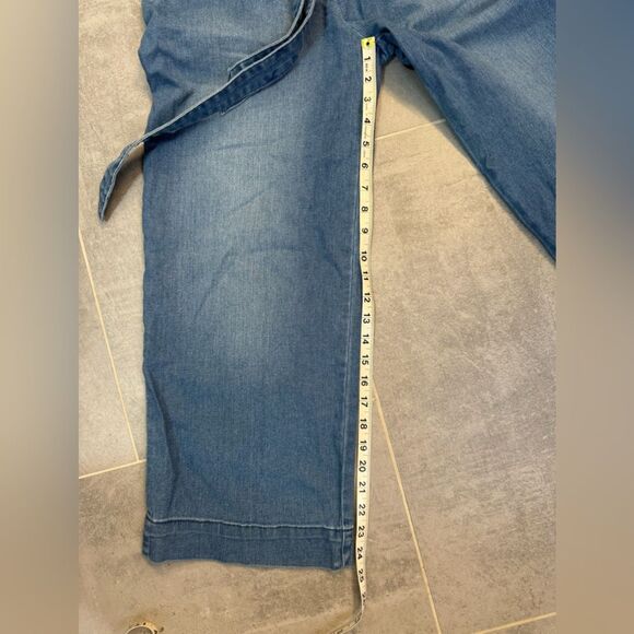 Pilcro by Anthropologie Cropped Wide Leg Jeans - Size 0 - Picture 7 of 7